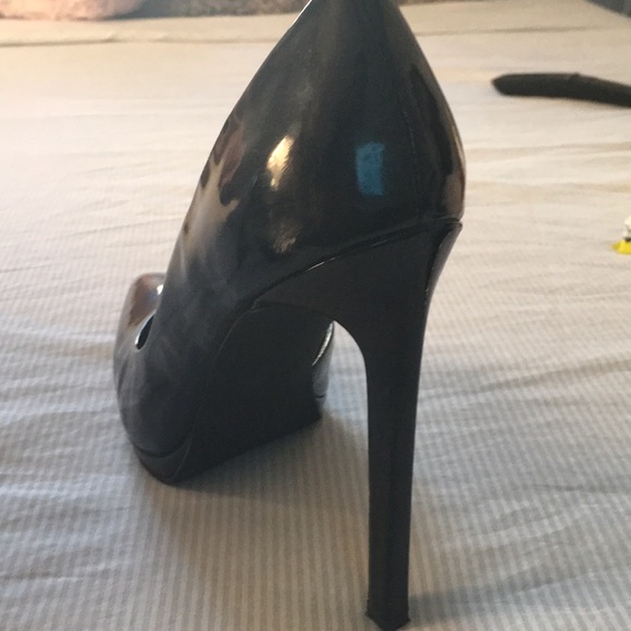 High heels - Picture 3 of 4